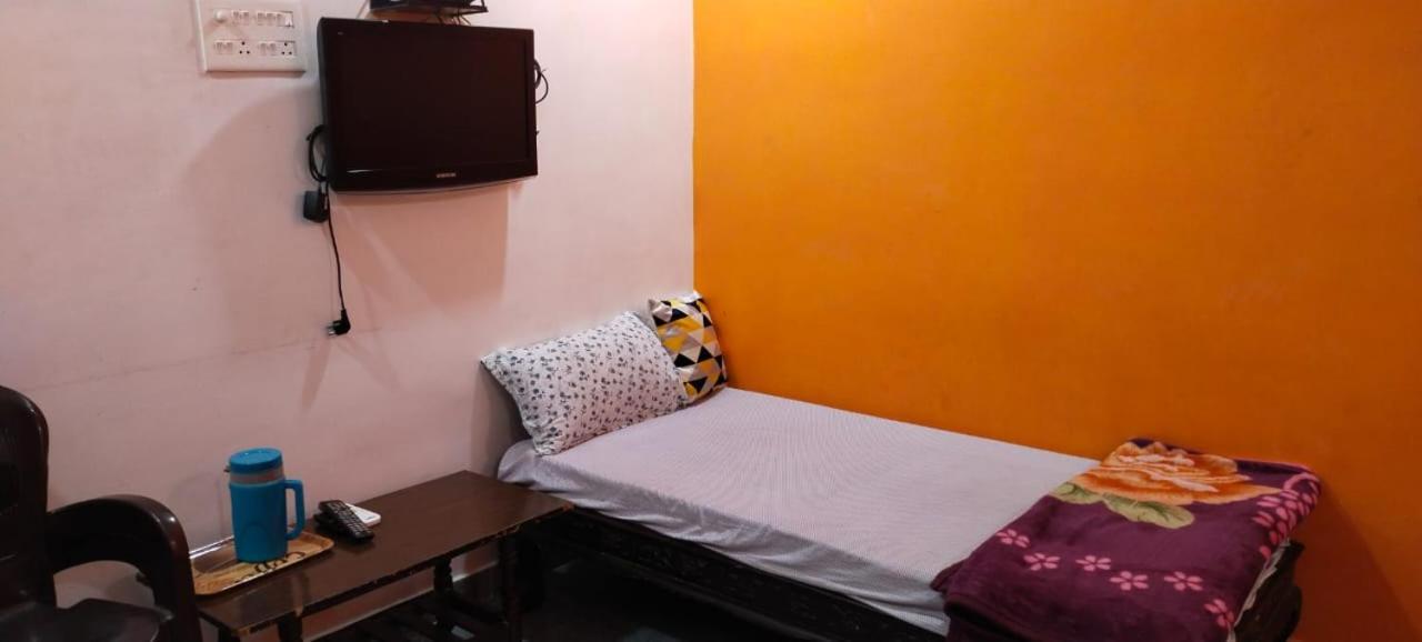 Varun Residency 巴德拉恰拉姆 外观 照片